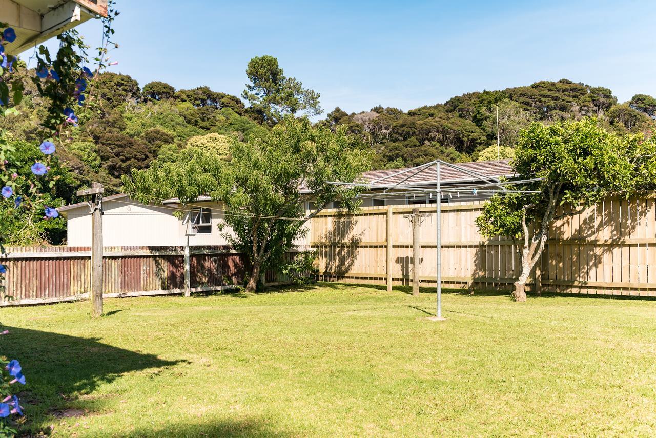 Waitangi Beach Bach 30B מראה חיצוני תמונה